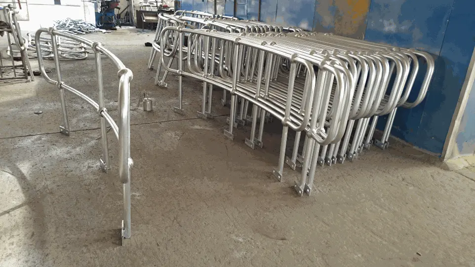 industrial guardrail